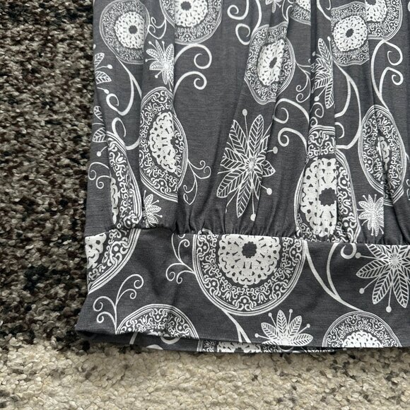 DJT FASHION (M) Gray White Paisley Floral Print Pleated Tee Scoop Blouson Top - Picture 2 of 11